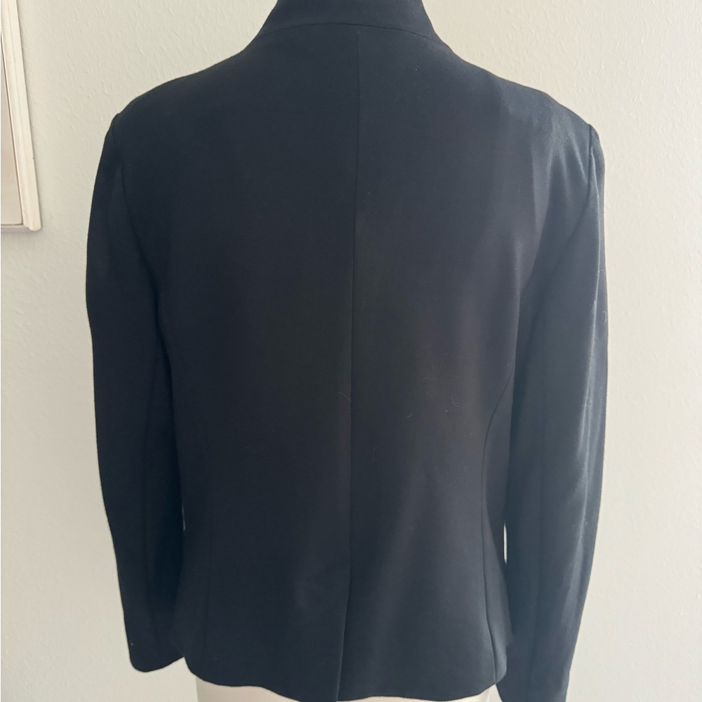 Fabulous little black jacket!